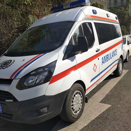 靖西品质救护车出租,为您的健康出行负责